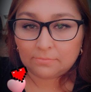 Meet your Posher, Yadira